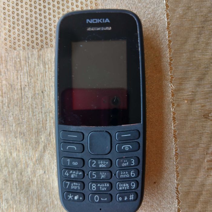 Nokia  105 Нокия използван купен в чужбина