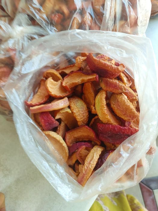 Продам домашние сушёные яблоки