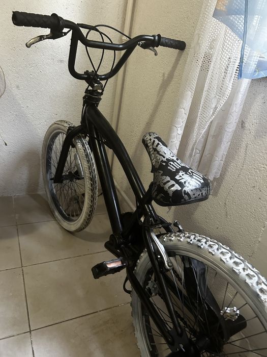 Vand bmx in stare forte buna