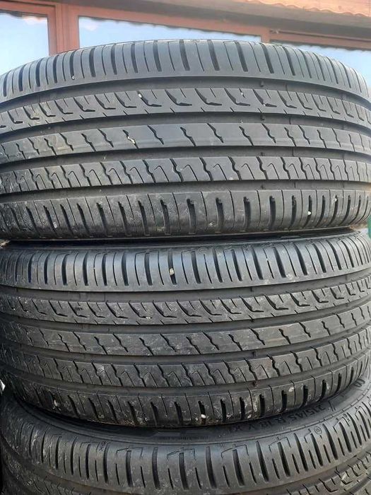 4 Броя 215/45/18 Barum 2x8,6mm 2x7,2mm