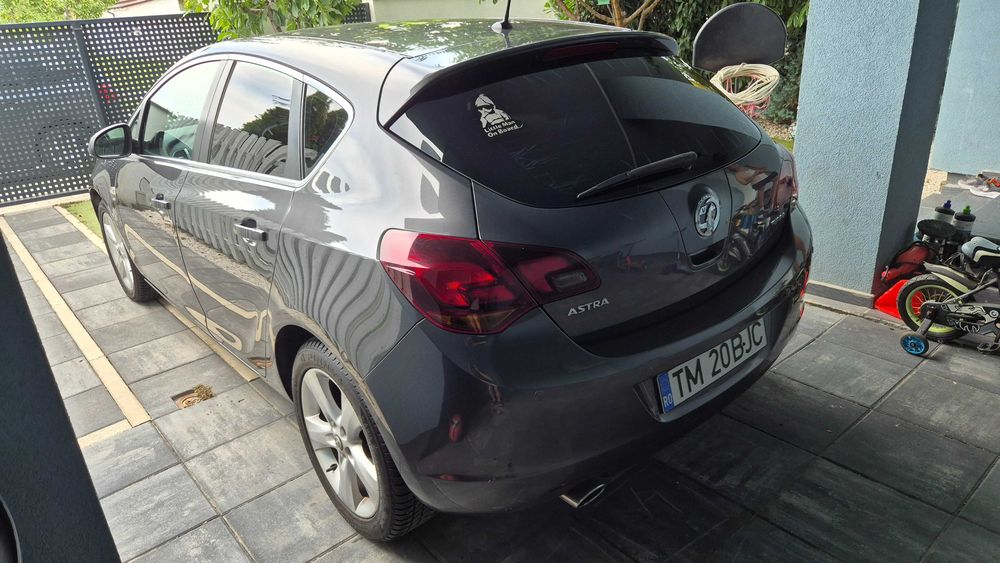 Astra J SRi - 2010 Motor 1.4 Turbo 140cp
