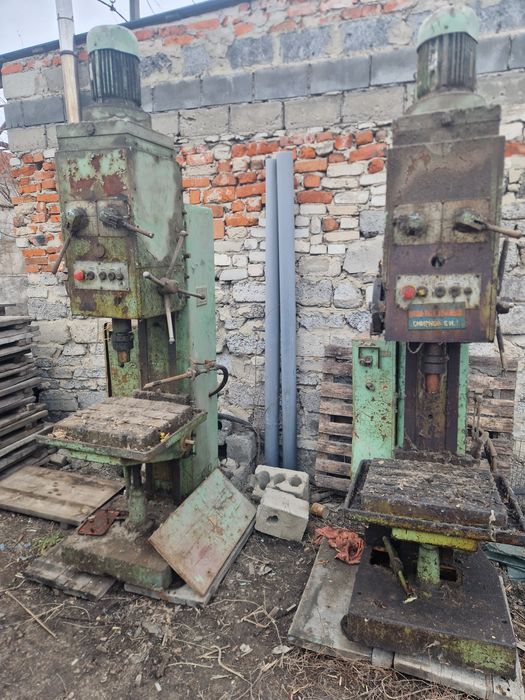 Сверлильный станок 2 н135