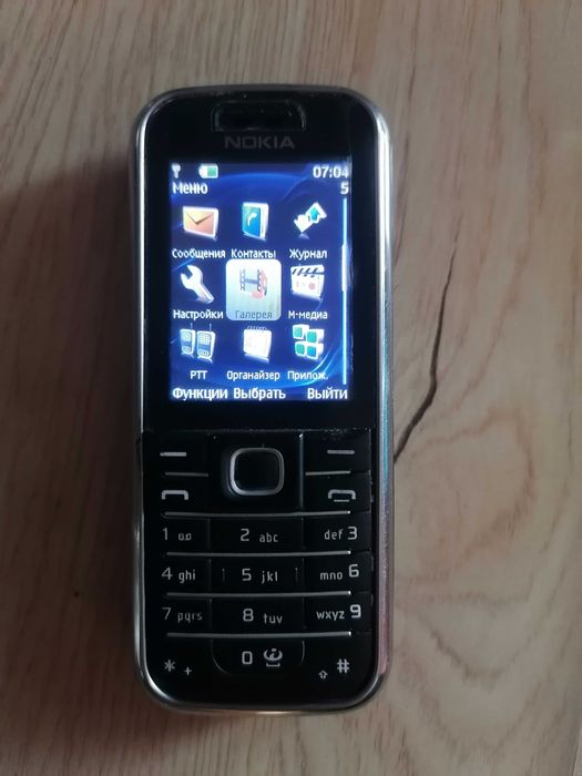 Nokia 6233 imedan o'tgan aybi yo'q ishlashi yaxshi