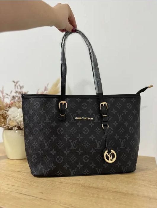 Geanta LV Pentru Studente!