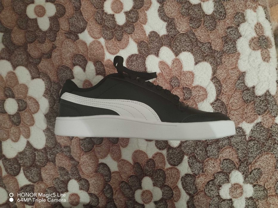 Кецове Puma черно бели със златисто