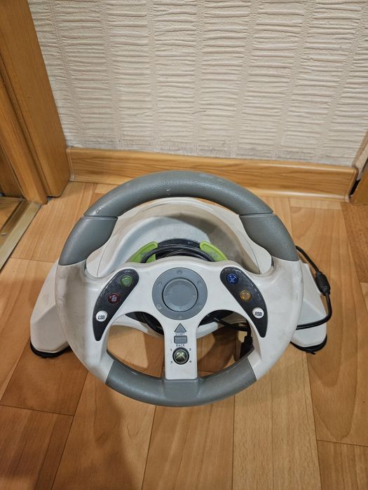 Руль Xbox 360 ..