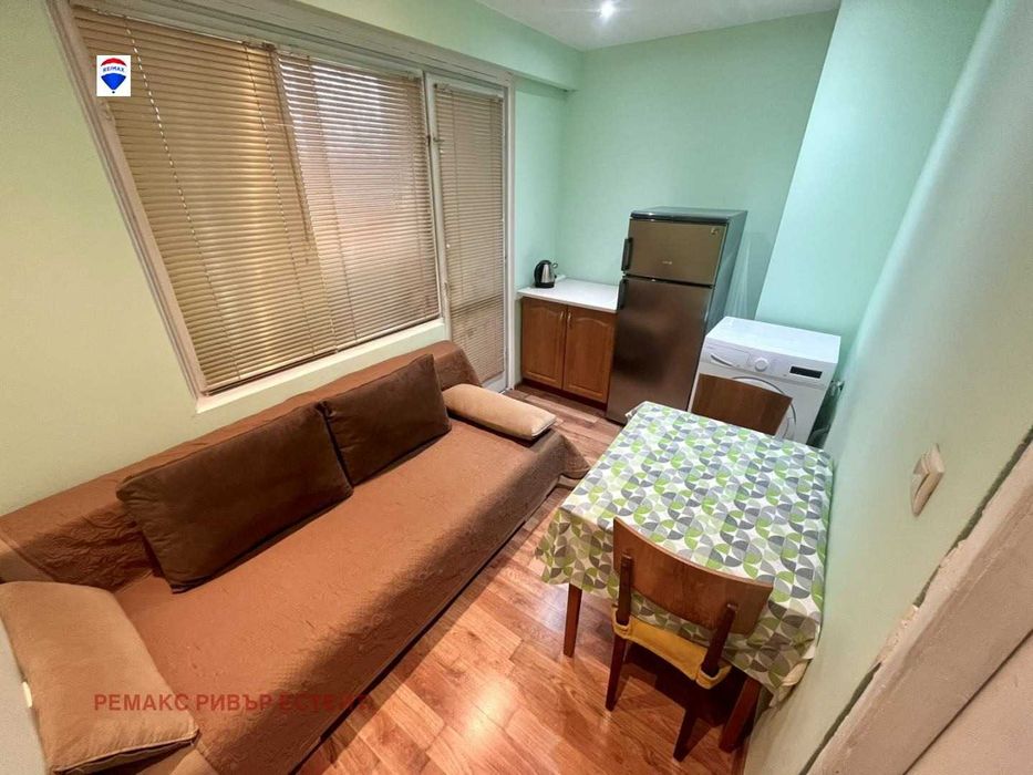 Продава се Едностаен апартамент в Русе, Здравец Изток - 41 кв.м за 1027 €/кв.м - Снимка #8