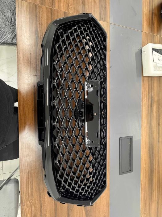 Haval H6 решетка радиатора черный