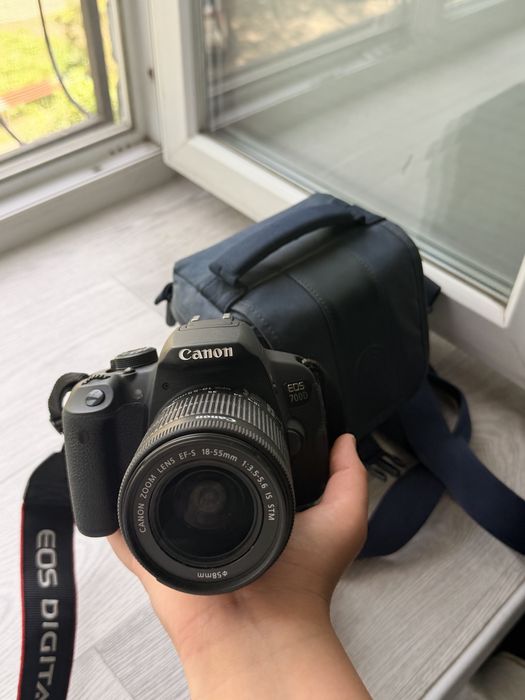 Canon EOS 100D + объектив 18-55 STM