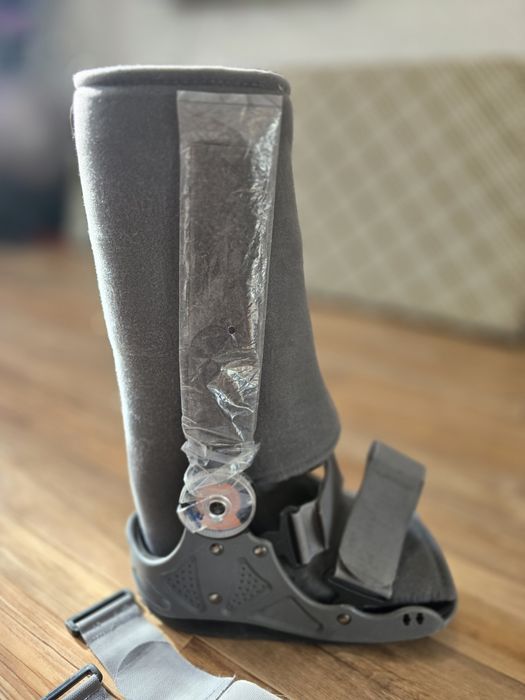 Продам ортез для голеностопа