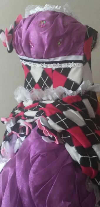 Платье театральное