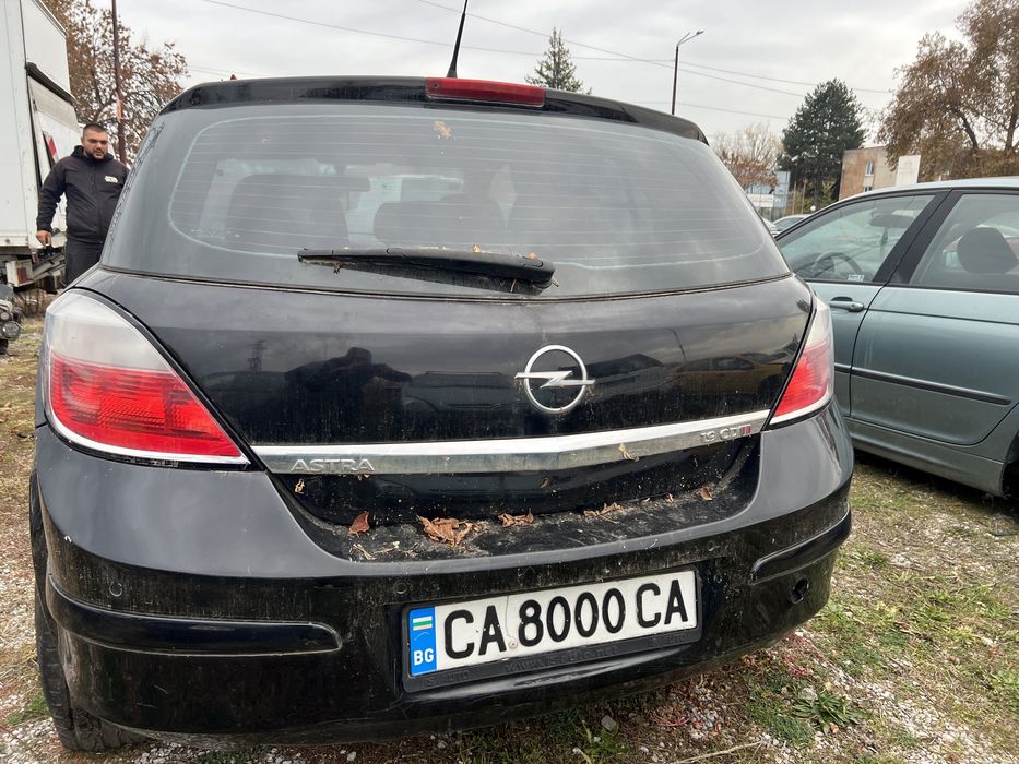 Опел Астра H 1.9 дизел 120 к.с 6 СК 2007 г само на части