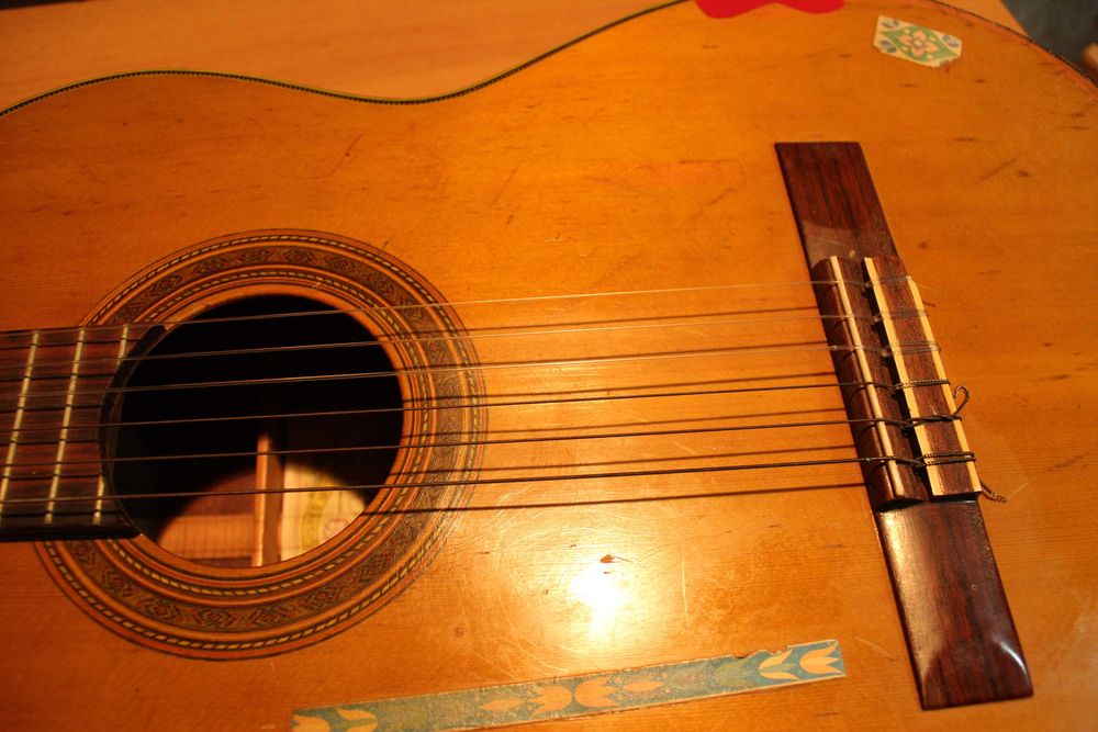 Акустична китара „Suzuki“