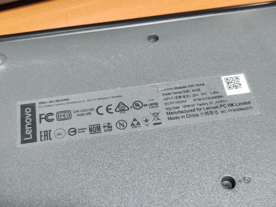 Ноутбук Lenovo Ideapad 330-15IKB 81DE