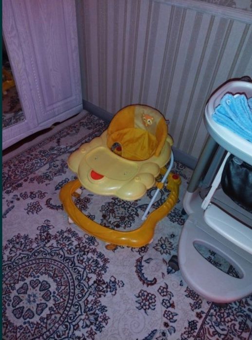Стул для кормления