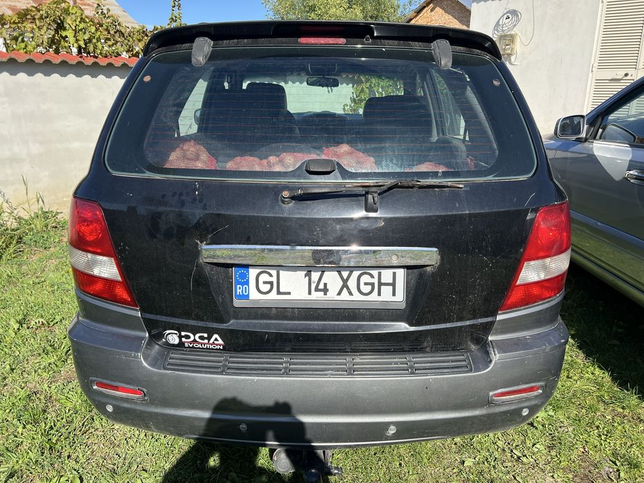 Vînd kia sorento 2,5  140 cp 4/4