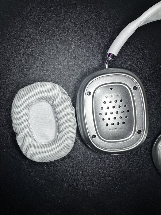 AirPods Max • Premium • Sigilate