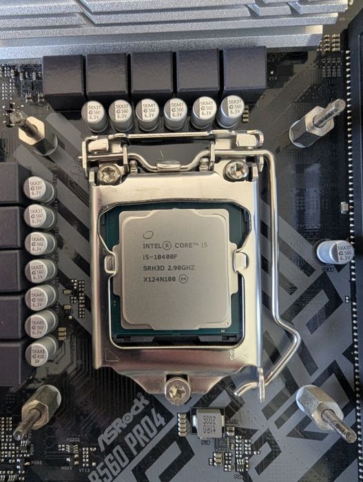 Комплект с процессором i5 10400f