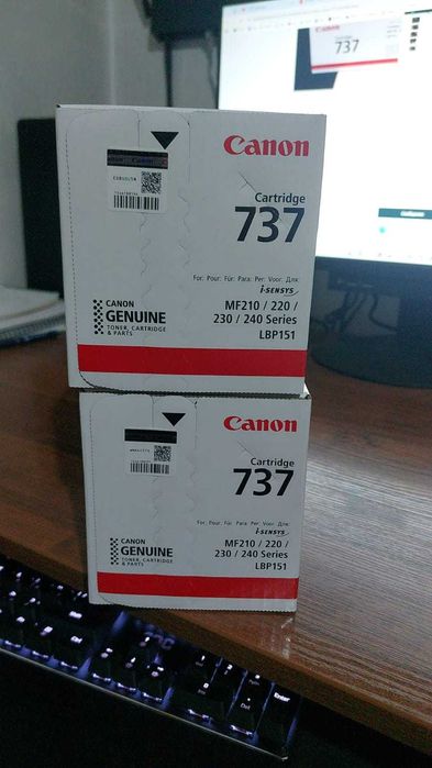 Картридж Canon 737 черный ORIGINAL