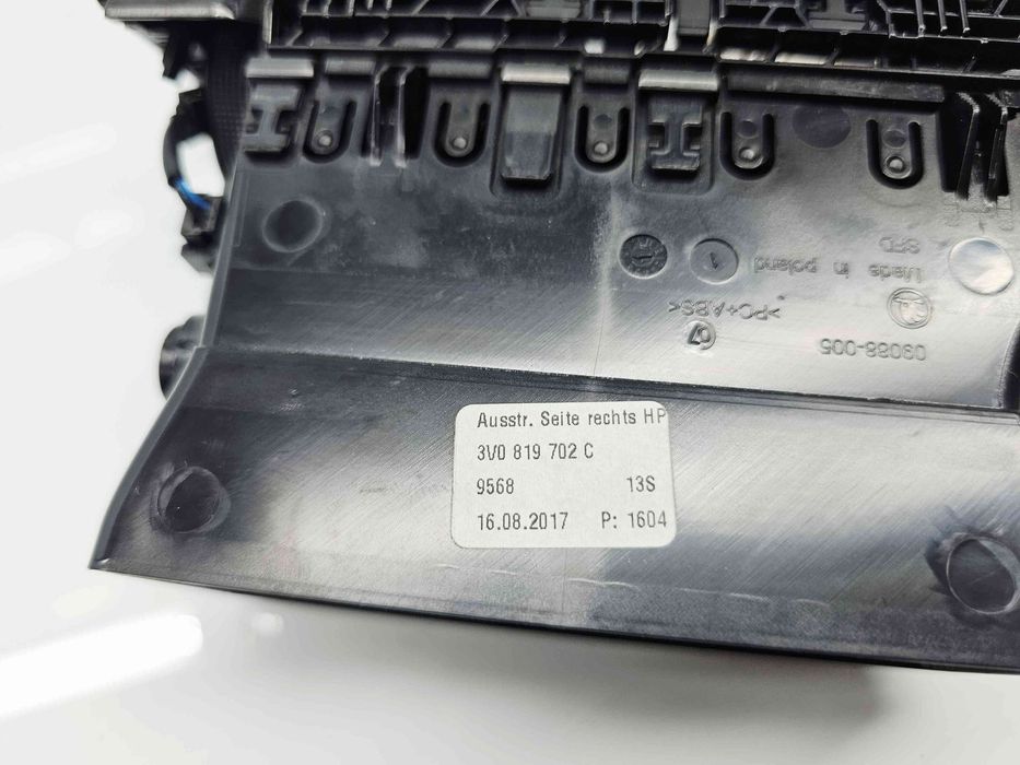 Grila aerisire dreapta Skoda Superb III (3V3) [Fabr 2015-prezent] 3V0