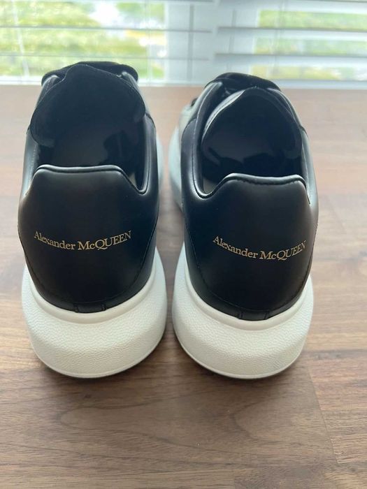Alexander McQueen (43) Noi | Livrare rapida cu verificare