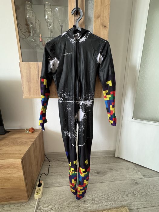 Костюм для конькобежца рост 160-165