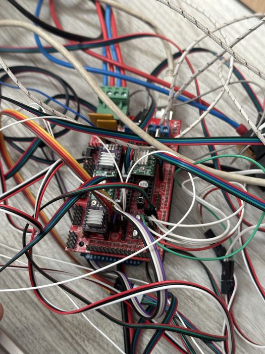 Imprimanta 3d // 310 mm x 310 mm x 500 mm