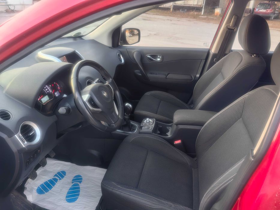 Renault Koleos 2.5 i бензин 4х4