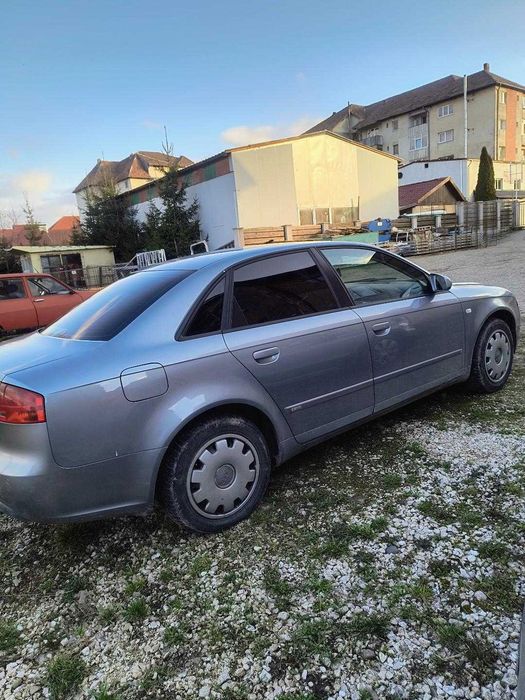 Audi A4 B7 Diesel 115 cp 2005 bine intretinuta cu piese schimbate la timp