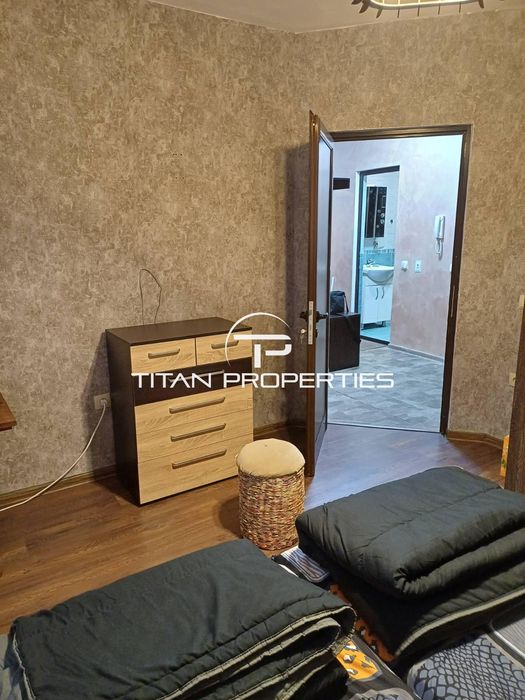 Дава се под наем Тристаен апартамент в Варна, Погреби - 70 кв.м за 600 € - Снимка #4