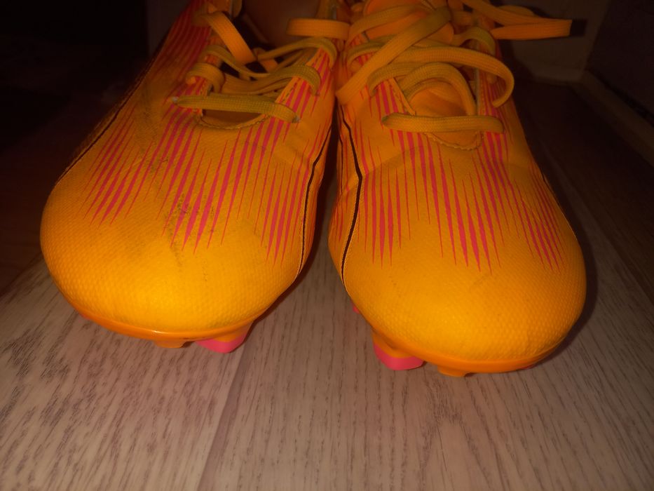 Продаются бутсы оригинал