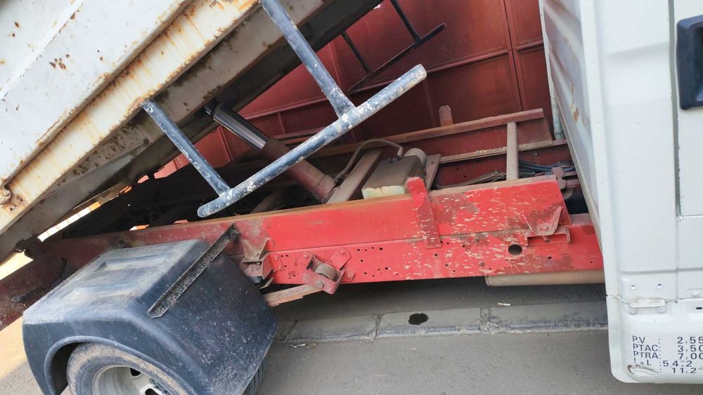 Basculabil Iveco 3.5 de vanzare
