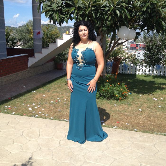 Rochie merge la mărimea m