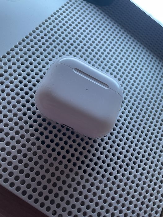 Casti airpods 3 fara defecte sau probleme