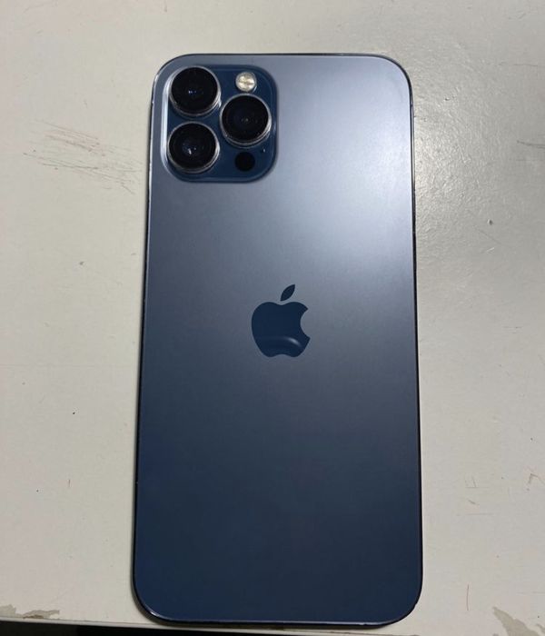 iPhone 12 pro max 256gb с коробкой