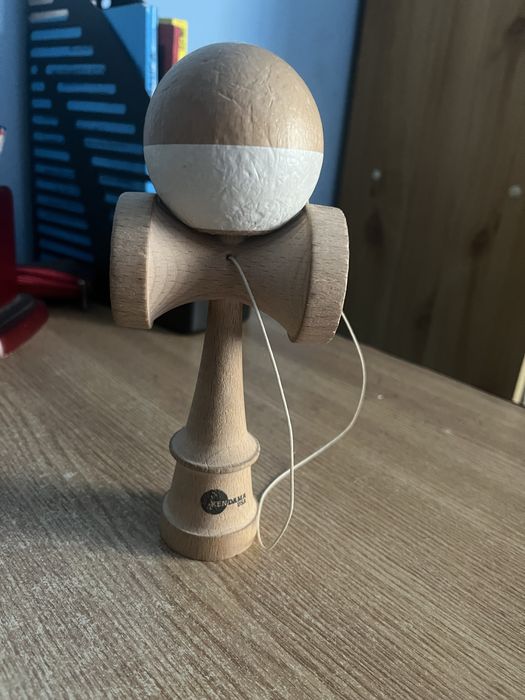 Kendama USA Contrast