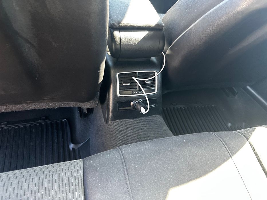 Vând Audi A6 automat