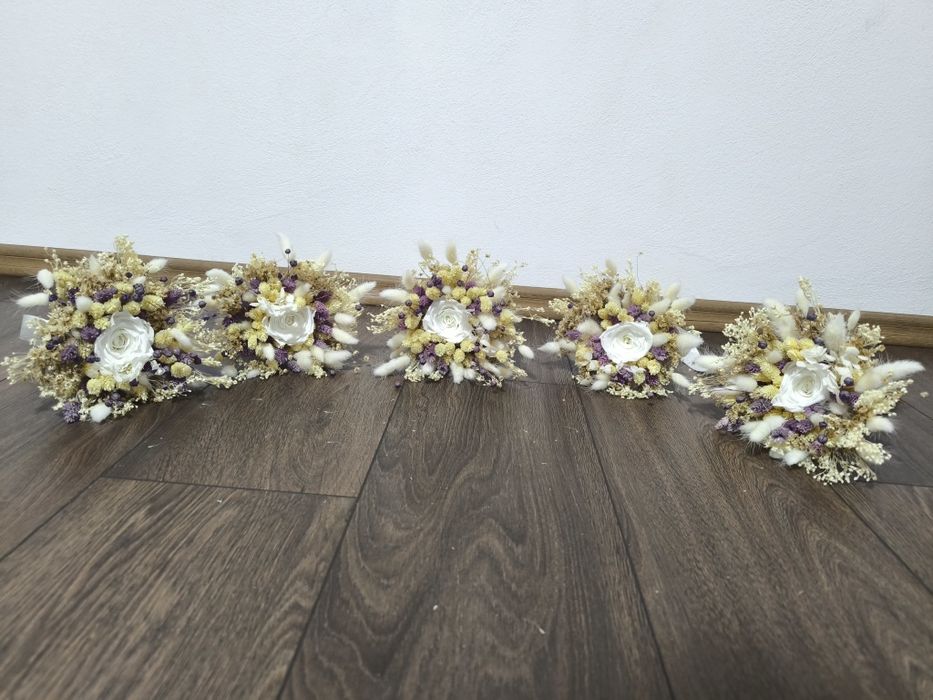 Buchet mireasa ,buchete nașe ,cocarde