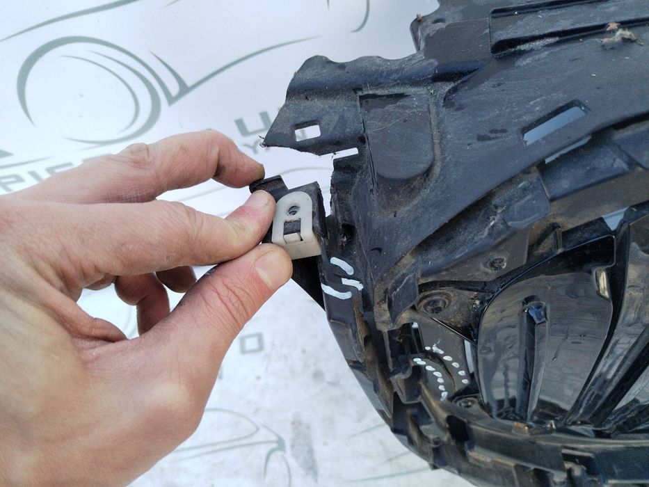 Grila hota activa Bmw X5 G05 include motoras, 5113 226775 an 2018-2019