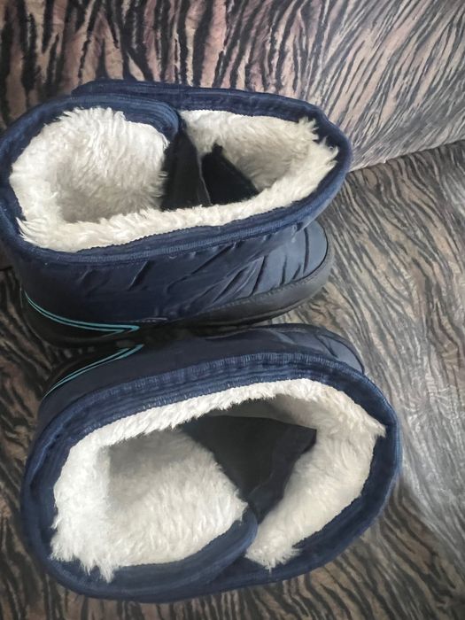 Детски боти и апрески