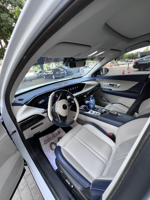 Dongfeng Aeolus huge Gibrid