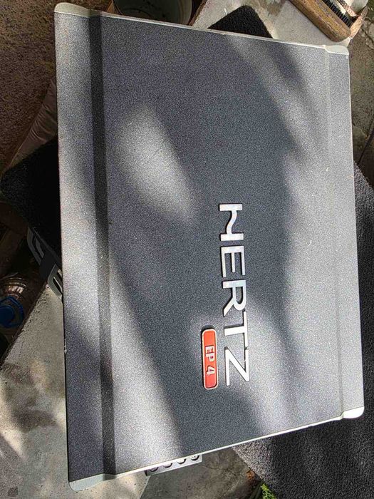Бас каса за кола Hertz 350W + усилвател + елипси Hertz