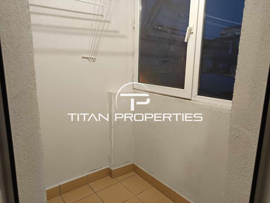 Дава се под наем Двустаен апартамент в Варна, Център - 55 кв.м за 458.49 € - Снимка #5