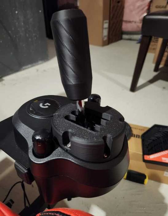 Logitech Shifter скоростна топка и конзола за ръчни скорости