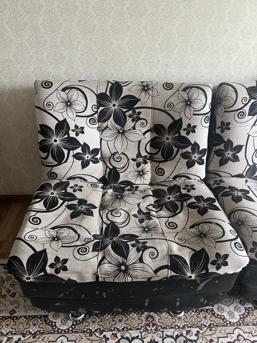 продам диван с креслами