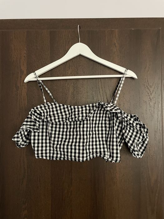 Топ с презрамки Benetton