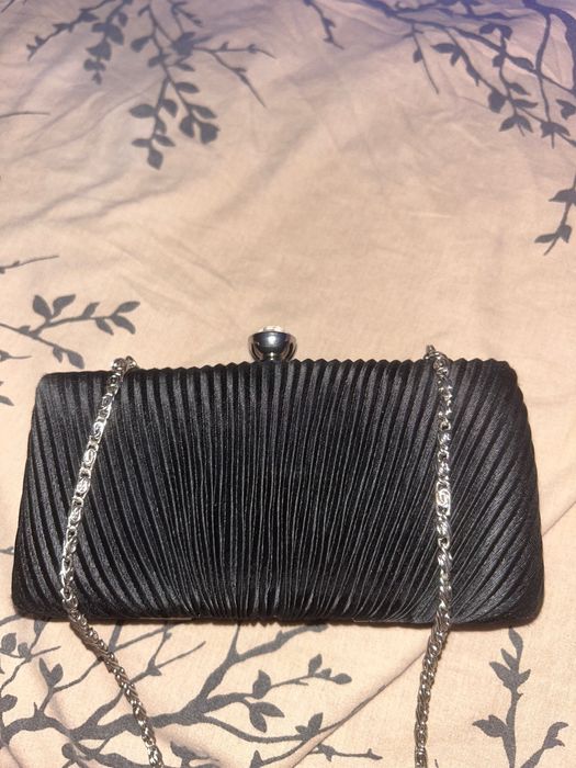 Дамска официална чантичка C&A