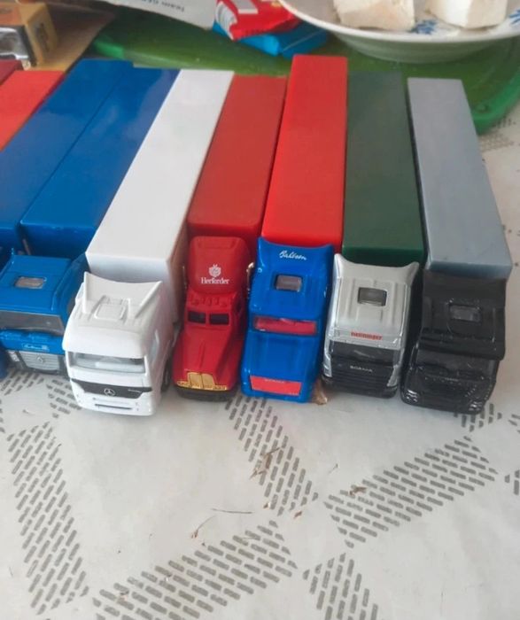 Jucarie tir camion cabina metal noi , 10 buc ,150 lei neg tot