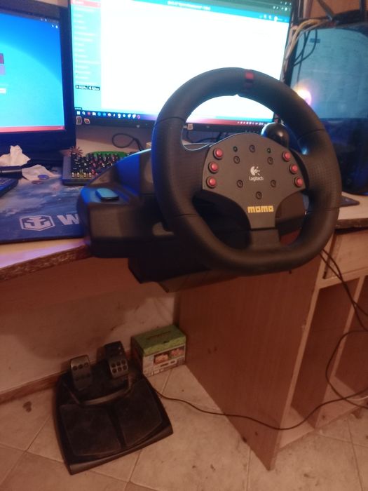 Logitech mono racing