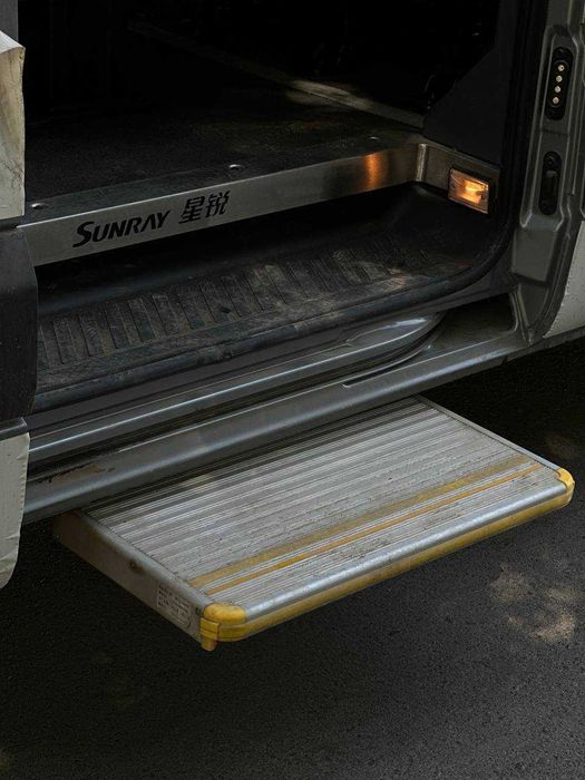 JAC SUNRAY 21 O'rindiqli avtobus